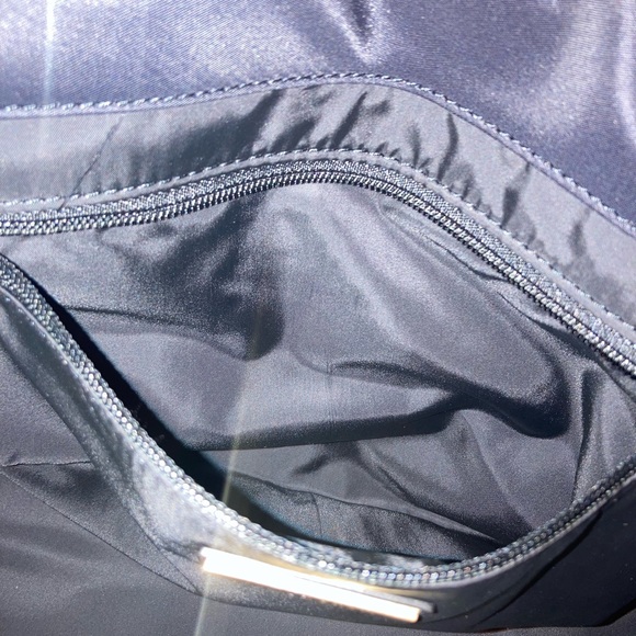 NWT Tory Burch Ella Black Patent Logo Tote with Signature Double T Logo - Picture 13 of 17